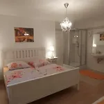 Gut Steinhuegel Lejlighed *