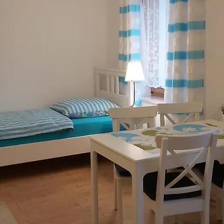 Gut Steinhuegel Apartment