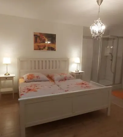 Gut Steinhuegel Apartment *