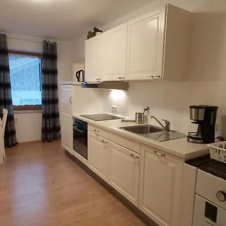Gut Steinhuegel Apartment