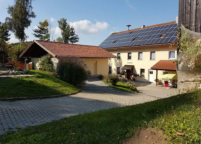 Gut Steinhuegel Bischofsmais